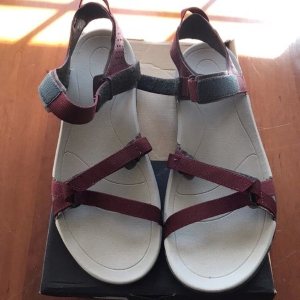 Teva Verra Women's Port Hiking Sandals